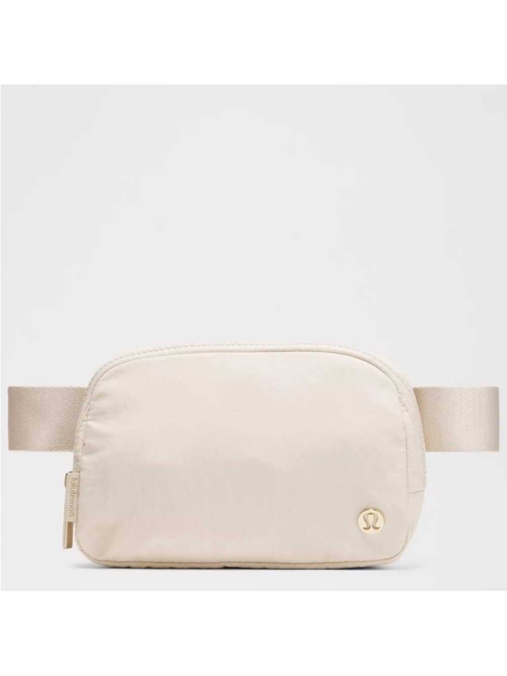 Lululemon Everywhere Belt Bag in Neo Mint, NWT.